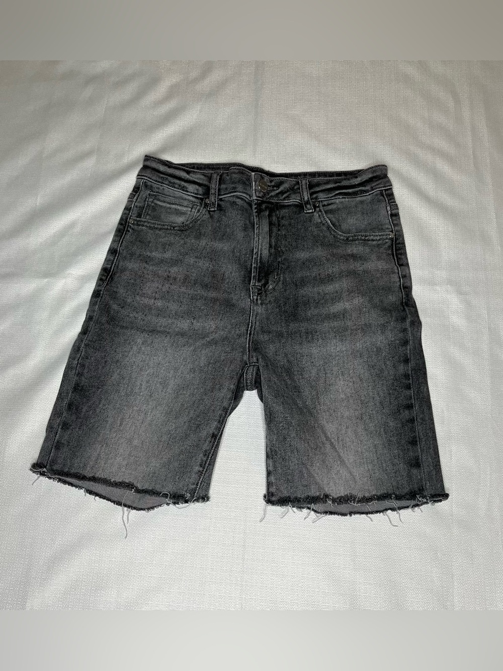 Risen Jeans Distressed Jorts Denim Shorts Frayed Hem High Rise